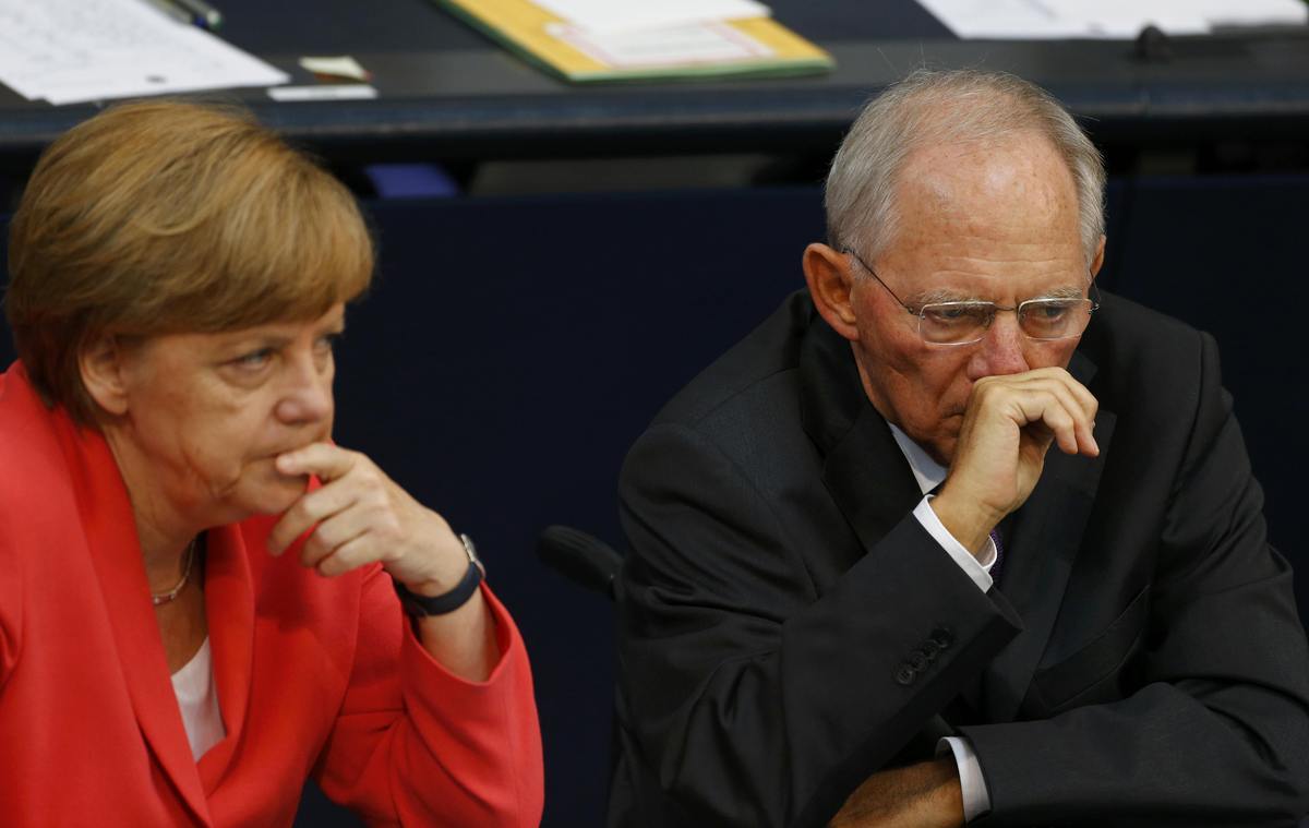 “Η Μέρκελ και ο Σόιμπλε λένε ψέματα για την Ελλάδα”