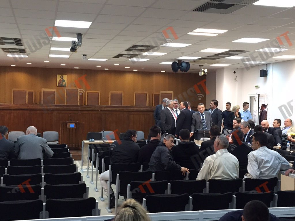 Δίκη Χρυσής Αυγής: Άλλη μια ημέρα με τυπικές διαδικασίες…