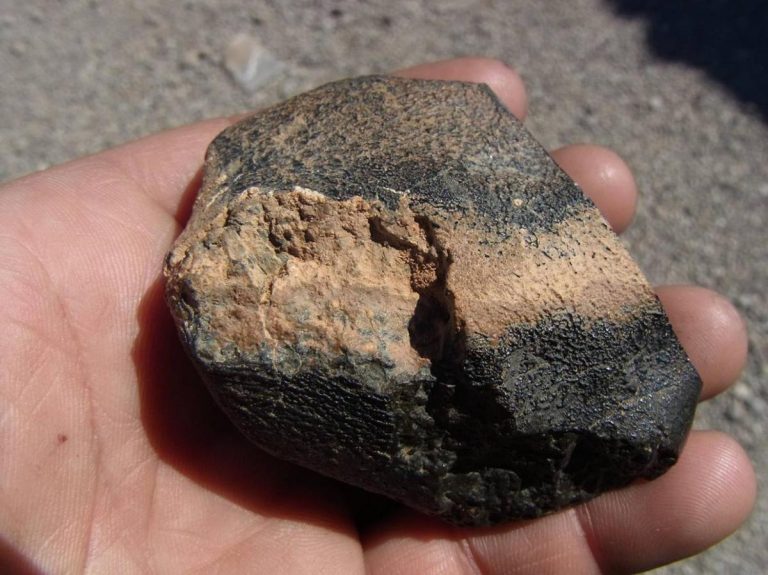 Αυτός ο μετεωρίτης είναι Αρειανός (κυριολεκτικά) [pic]