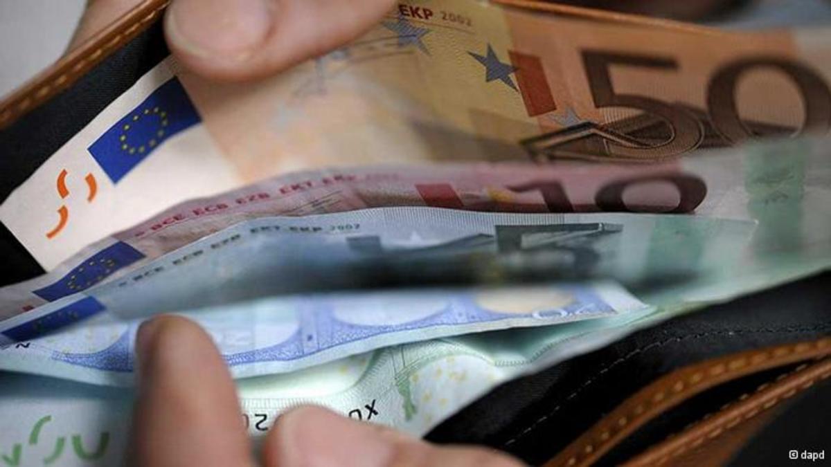 Όχι πια μετρητά!