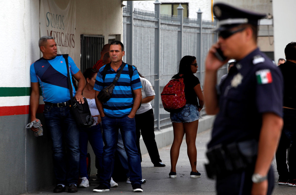 Άγνωστοι μπήκαν και γάζωσαν έντεκα μέλη μιας ολόκληρης οικογένειας