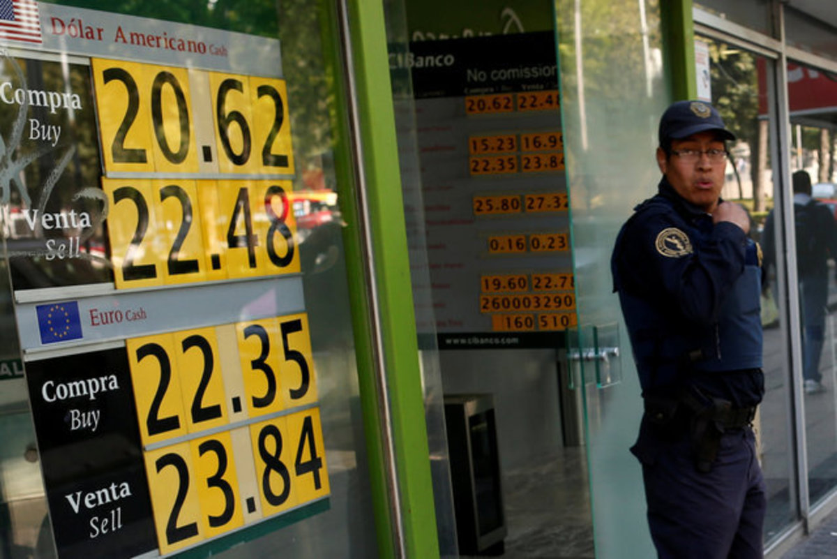 Μεξικό σε Τραμπ: Αν επιβάλεις φόρο εισαγωγής θα πάρουμε μέτρα