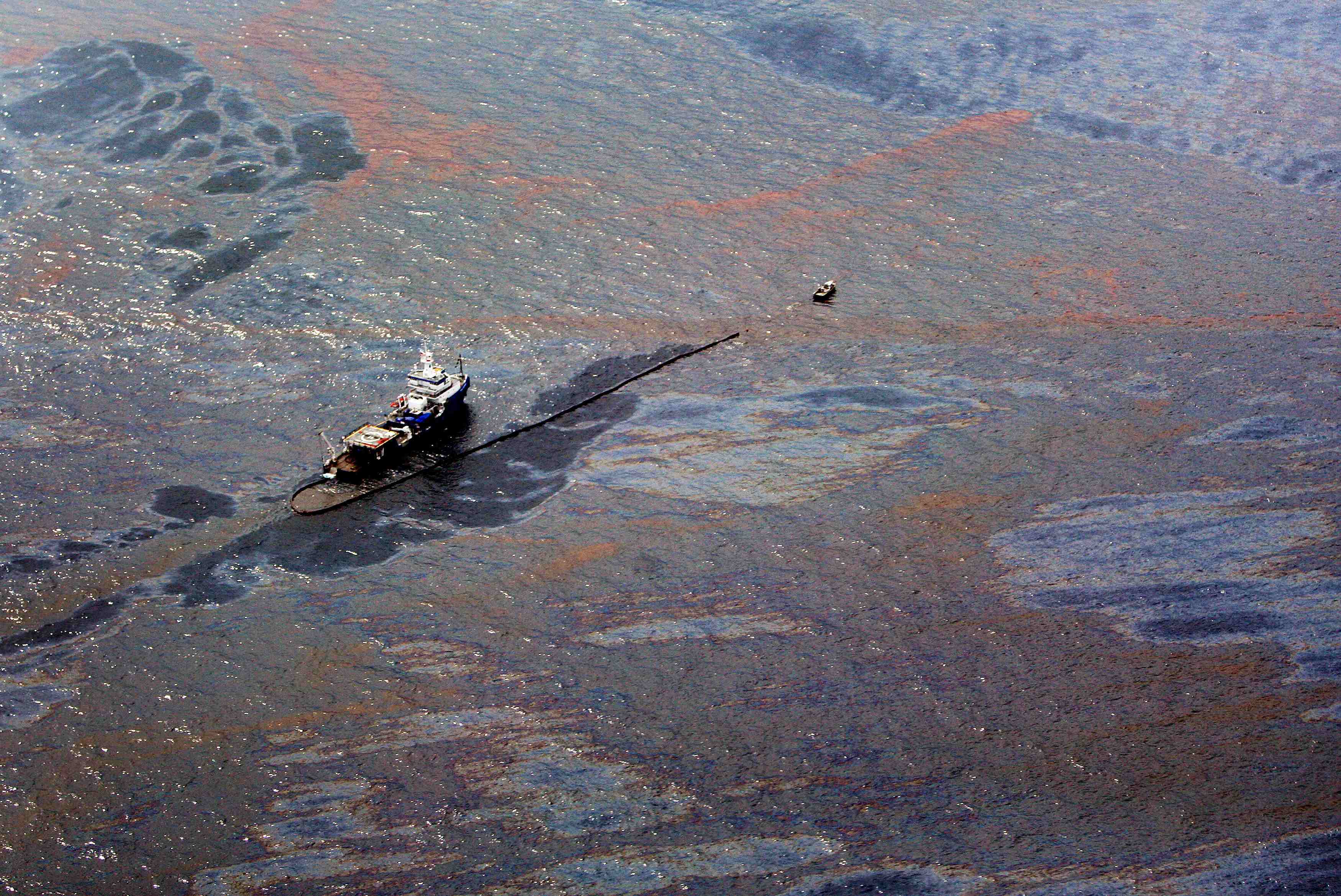 Chicago Oil Spill: The Aftermath And Cleanup Efforts - 4cn6eg9