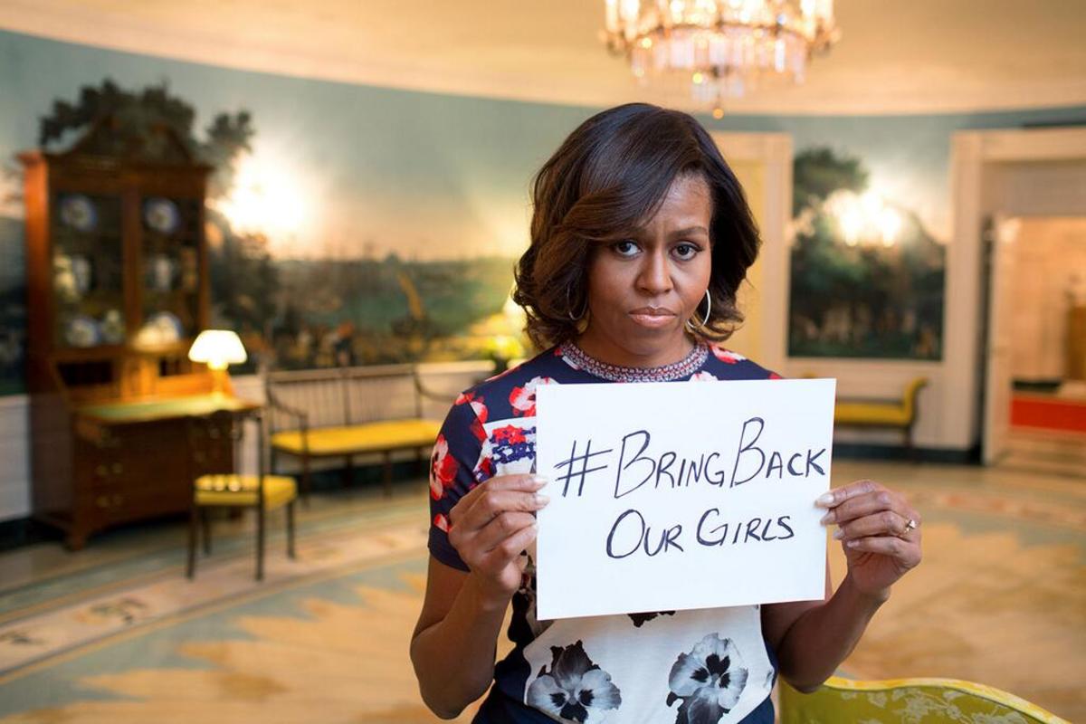 Και η Μισέλ Ομπάμα στο κίνημα για την απελευθέρωση των κοριτσιών της Νιγηρίας