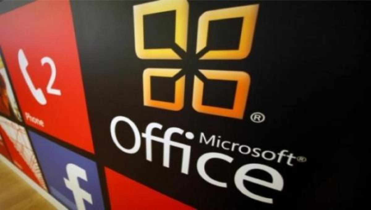 Η Microsoft δίνει το Office δωρεάν σε iOS και Android συσκευές