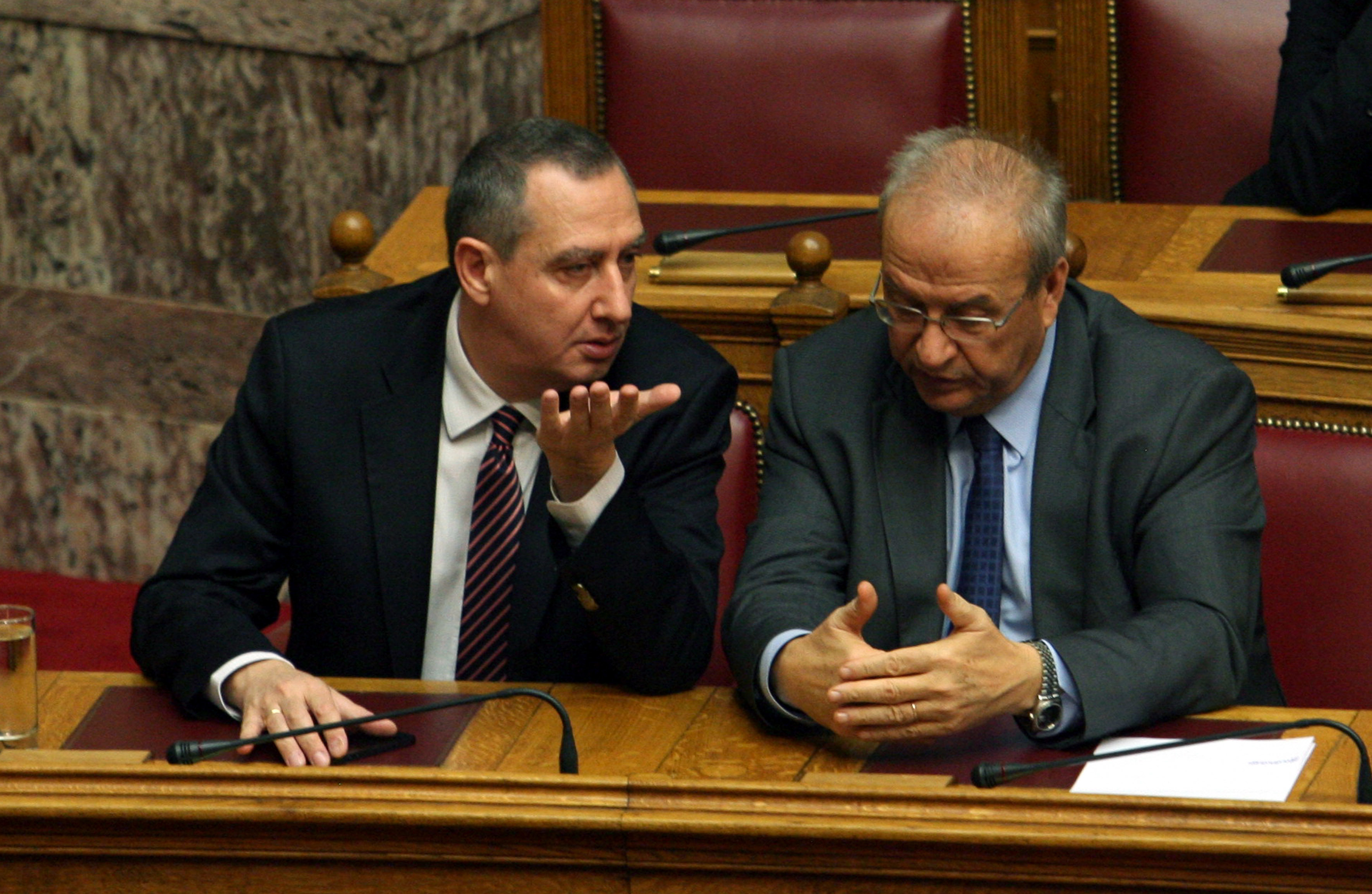 Στα κάγκελα ο αναπληρωτής υπουργός Εσωτερικών Λ. Γρηγοράκος – Κόντρα με τον Γιάννη Μιχελάκη – Σενάριο ακόμα και παραίτησής του