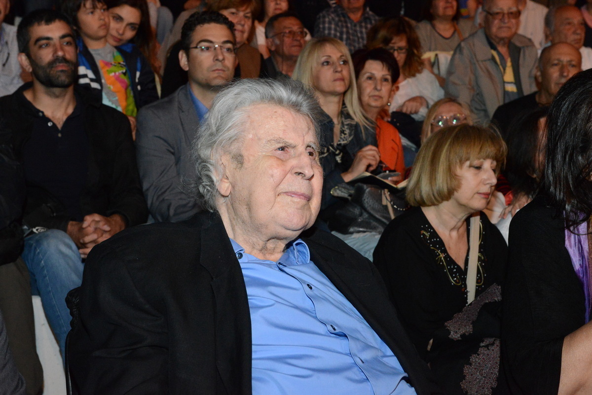Επίτιμος δημότης Χανίων ο Μίκης Θεοδωράκης