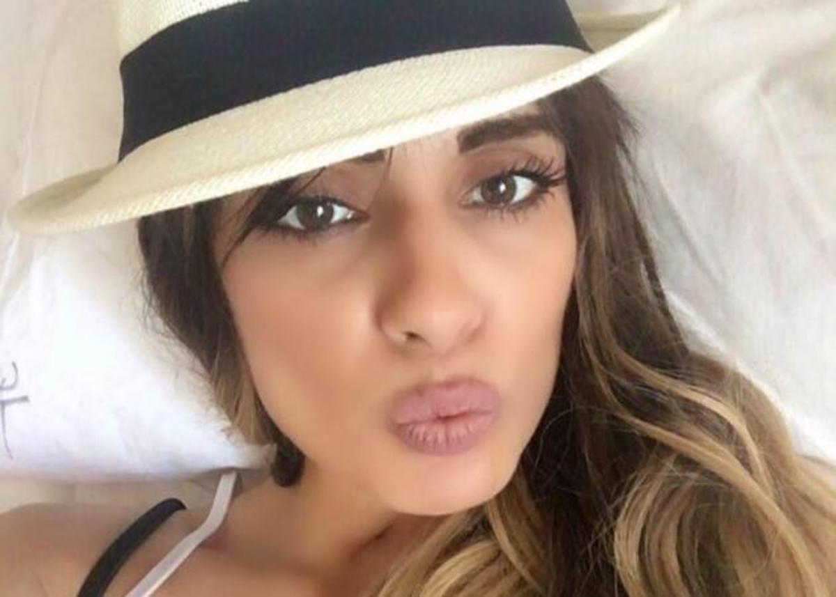 Μίνα Αρναούτη: Το συγκλονιστικό μήνυμα που στέλνει από τη Μυτιλήνη!