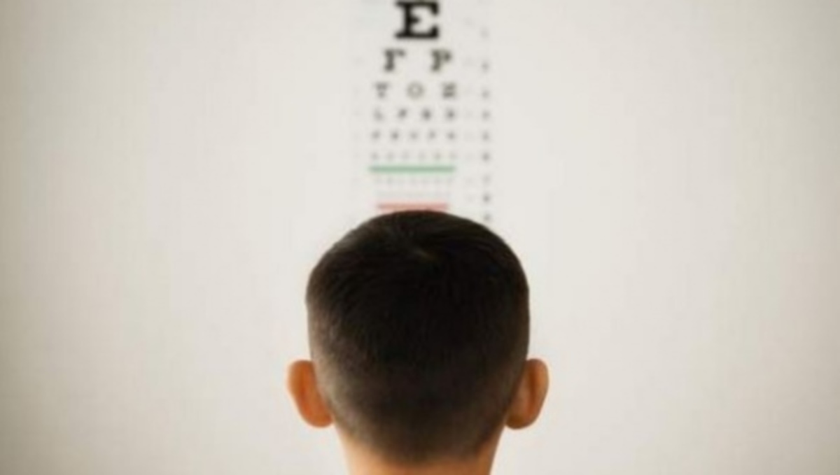 Μάστιγα’ η αύξηση μυωπίας στα παιδιά – Τι βρήκαν οι επιστήμονες ότι την εκμηδενίζει