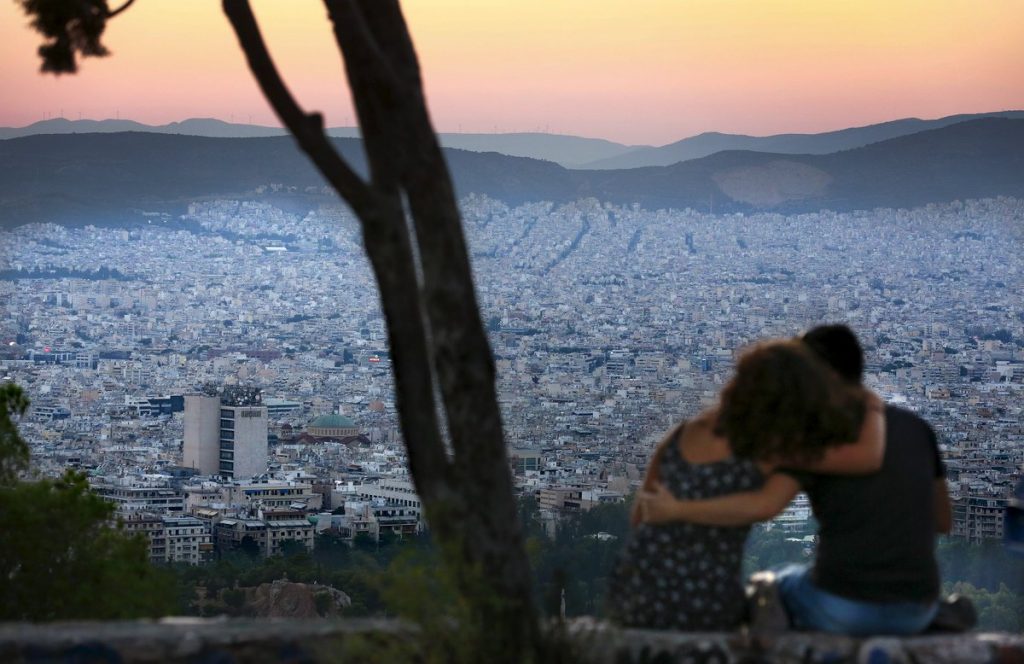Ρε! Εγώ θα το βλέπω μισογεμάτο!
