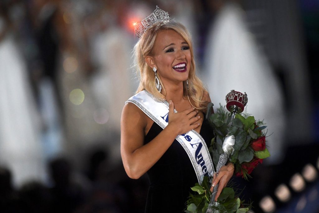 Αυτή είναι η Μις Αμερική 2017! [pics]