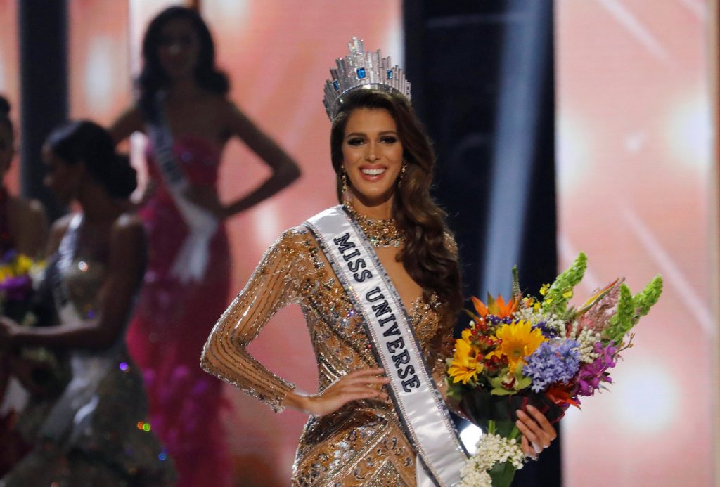 Miss Universe: Γαλλίδα η ωραιότερη γυναίκα του κόσμου [pics, vids]