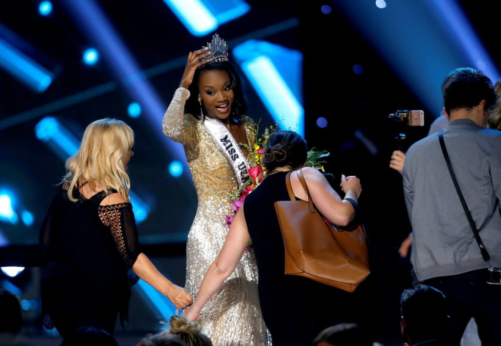 Στρατιωτίνα η Miss USA 2016! ΦΩΤΟ – ΒΙΝΤΕΟ