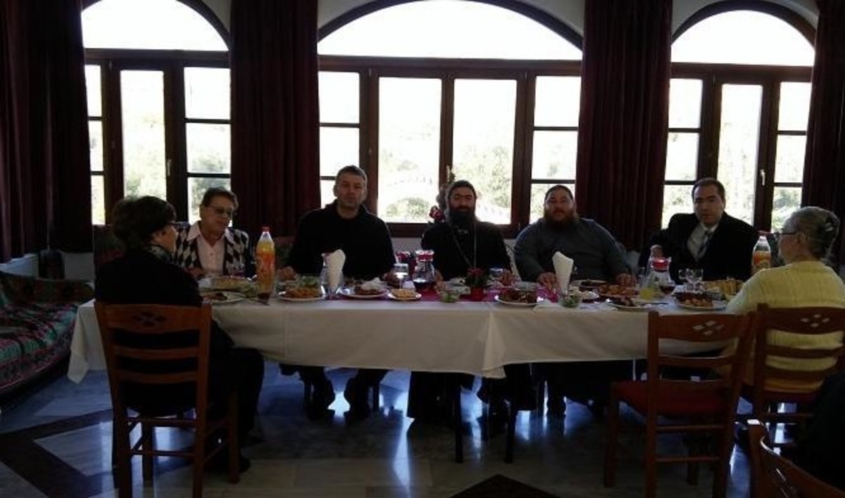 Ο Απόστολος Γκλέτσος στο Γηροκομείο της Μητρόπολης Φθιώτιδος