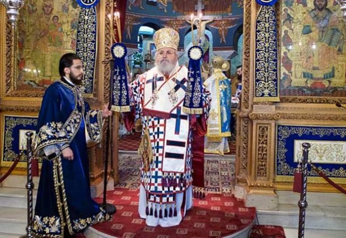 Μητροπολίτης κάνει έκκληση για δυο τετραπληγικούς