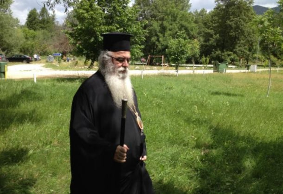 Συγκινεί ο μοναχός που ζητά επί δυο χρόνια συγχώρεση από Μητροπολίτη – Αυτή είναι η 13η επιστολή του