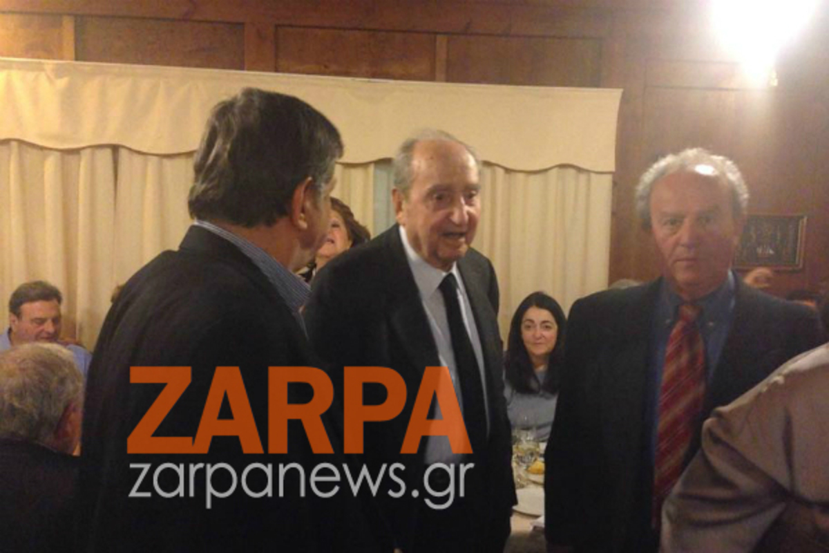 ΦΩΤΟ: Η “έκπληξη” που περίμενε τον Κ. Μητσοτάκη σε ψαροταβέρνα στα Χανιά