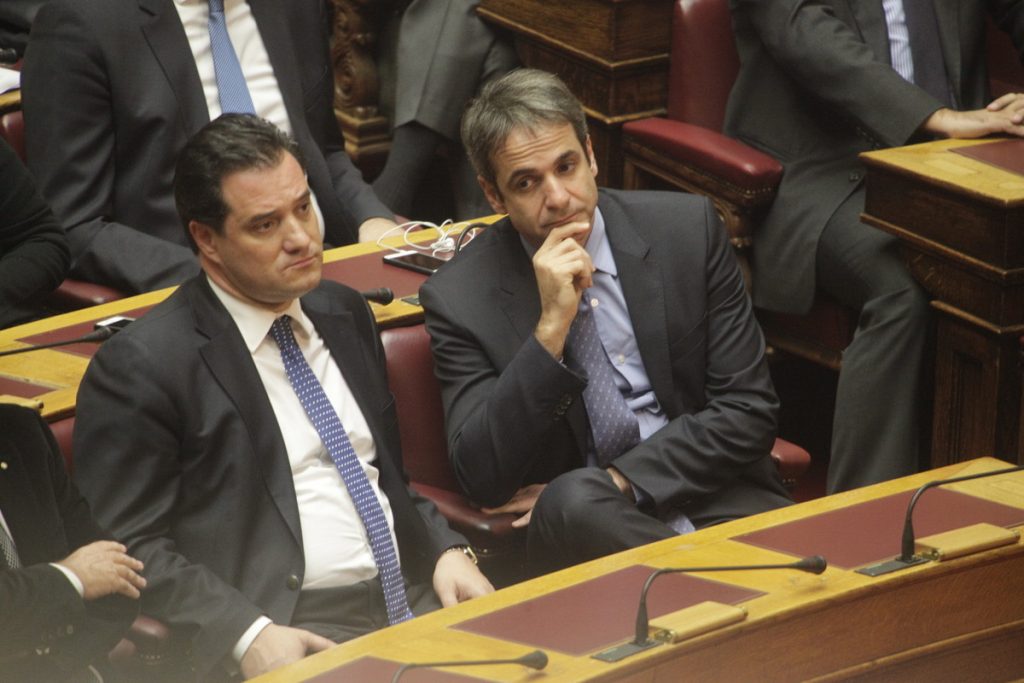 Ο Αδωνις κάνει αντίσταση στον Κυριάκο…