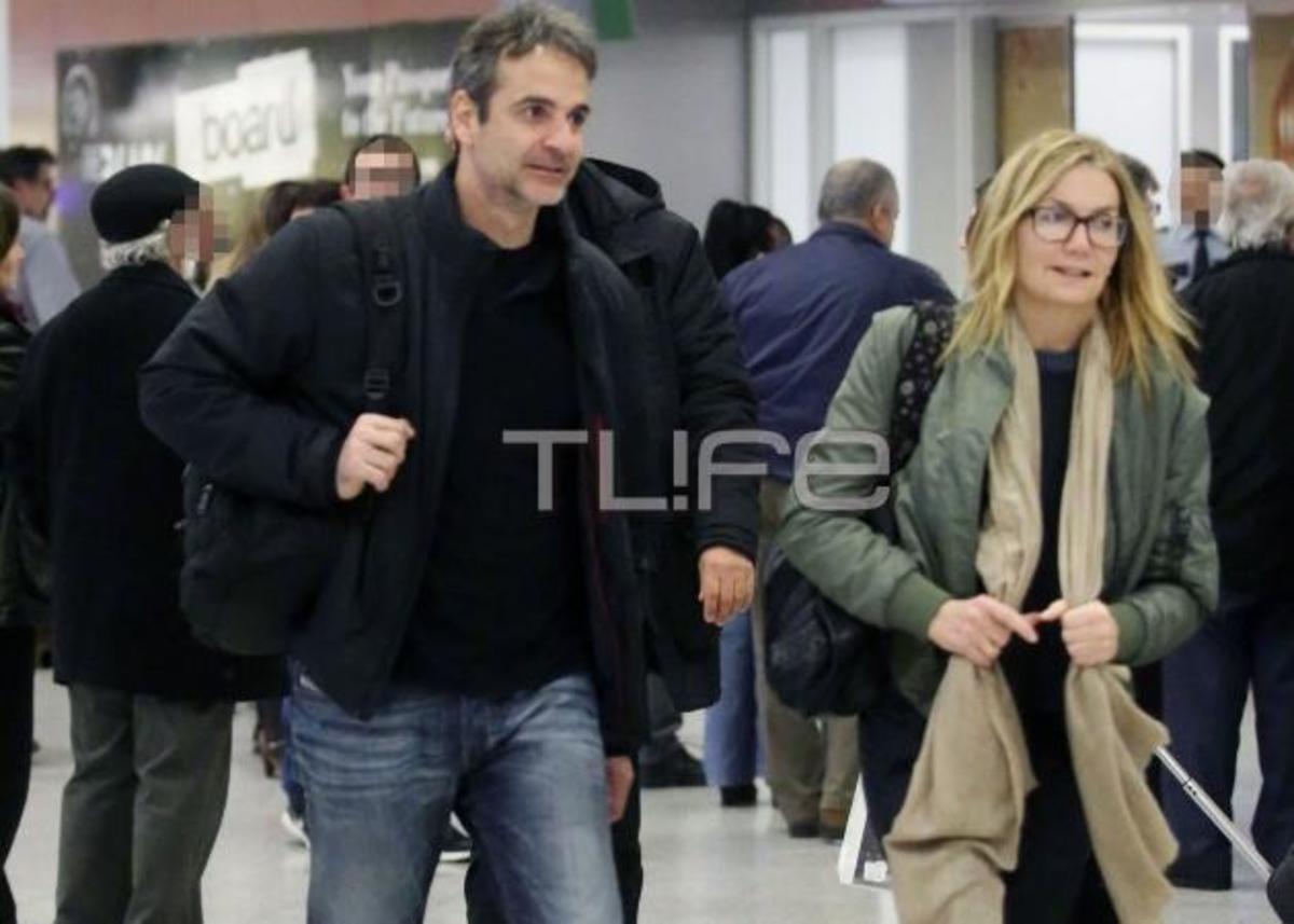 Κυριάκος και Μαρέβα Μητσοτάκη: Φωτογραφίες από το αεροδρόμιο μετά την απόδραση στην Κρήτη! [pics]
