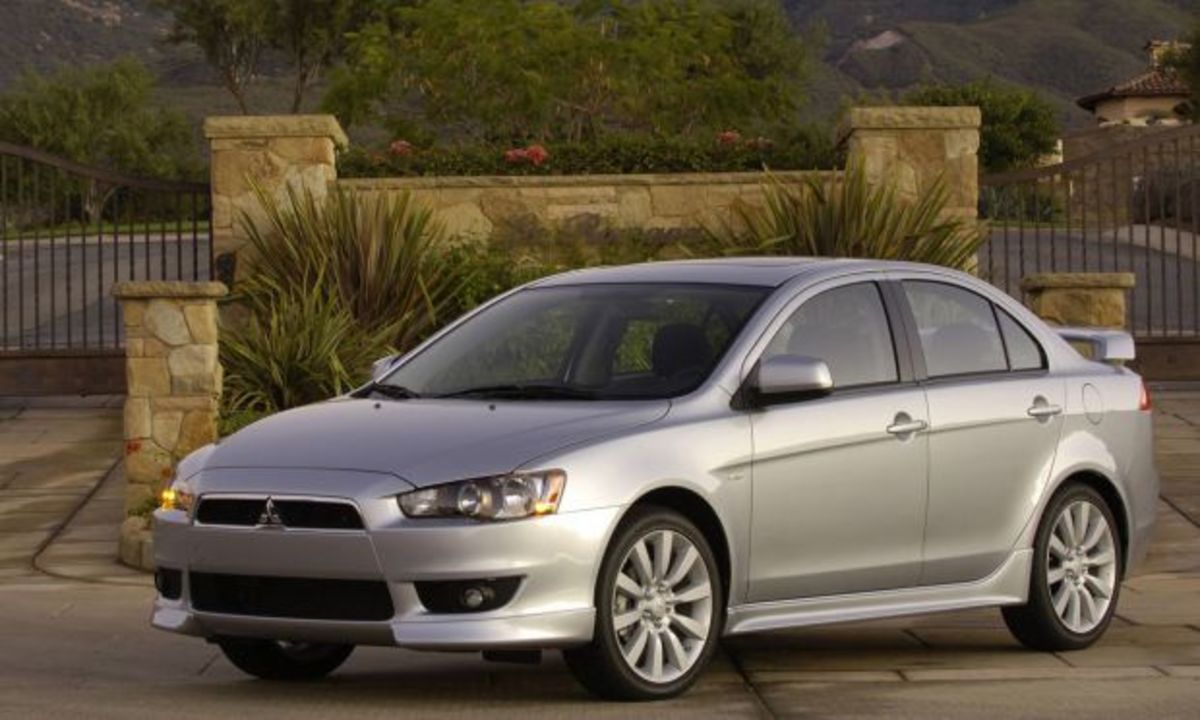 Mitsubishi: Ανάκληση των μοντέλων Lancer και Outlander για αντικατάσταση του ιμάντα κίνησης