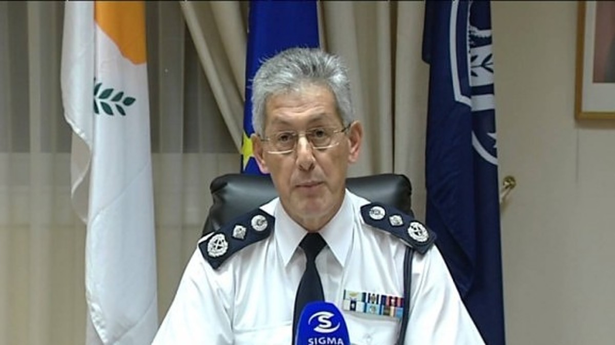 Χαμός στην Κύπρο από την αποπομπή του αρχηγού της Αστυνομίας – Κατηγορεί τον υπουργό για σκάνδαλο