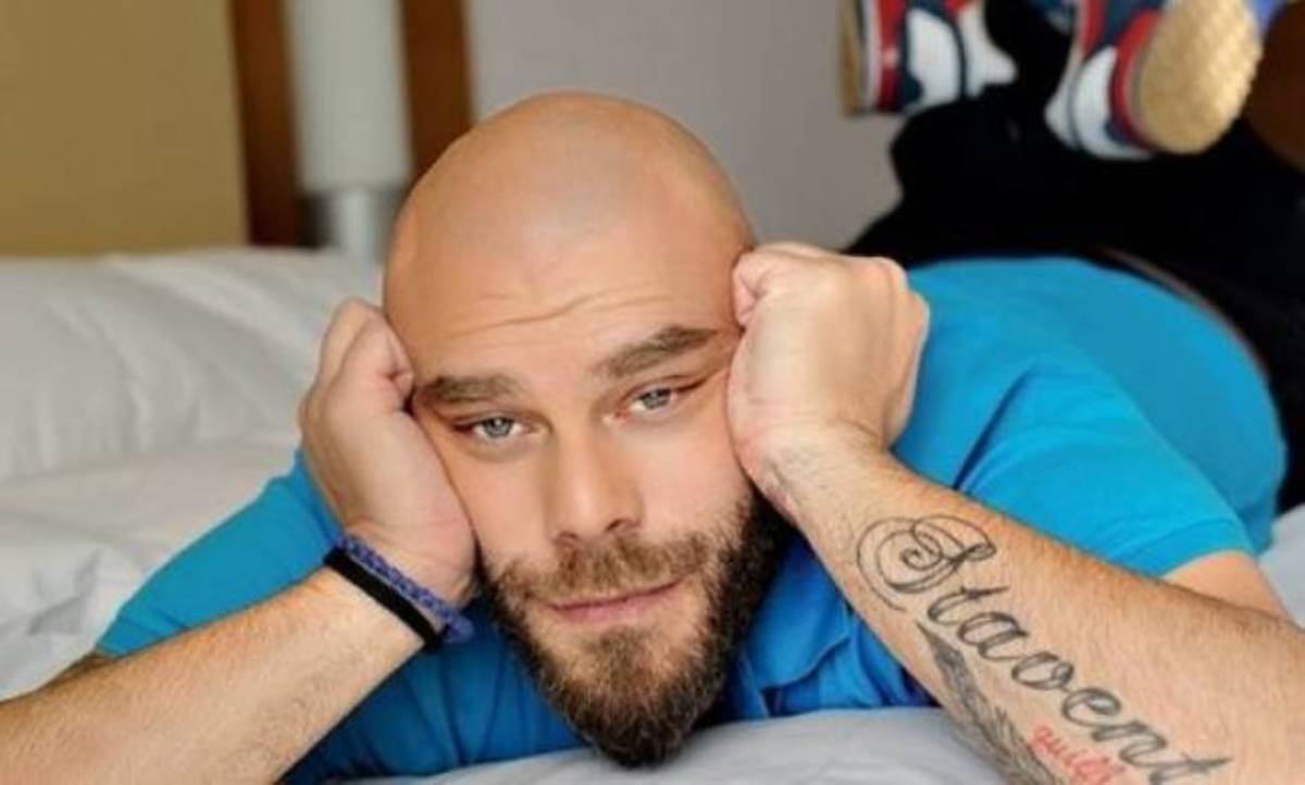Διαγωνιζόμενη του The Voice «την έπεσε» στον Κουϊνέλη