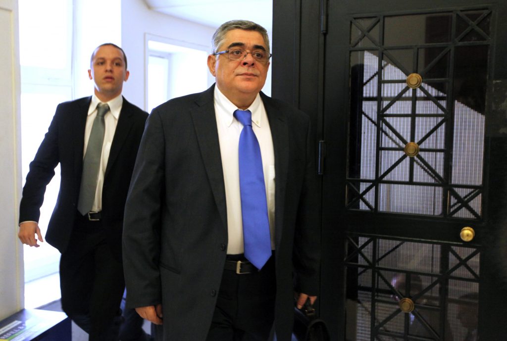 Χρυσή Αυγή: Ο Σαμαράς «χτυπάει προσοχές» στην τρόικα