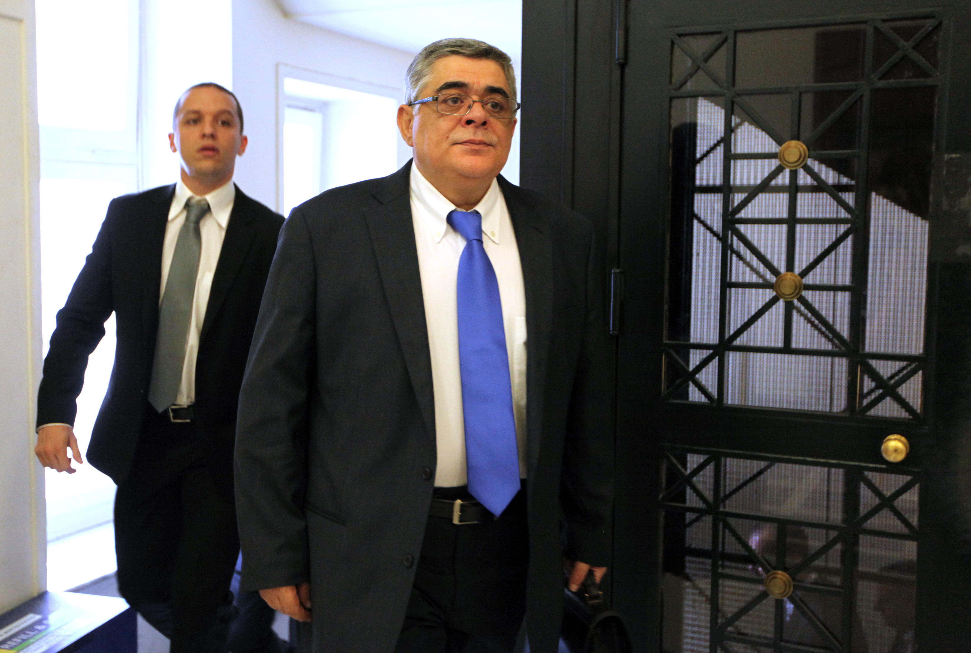 Χρυσή Αυγή: Ο Σαμαράς «χτυπάει προσοχές» στην τρόικα