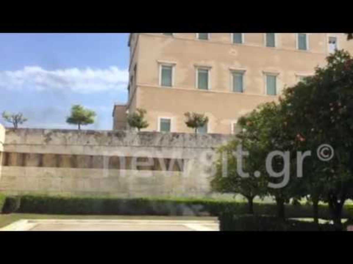 Μολότοφ στη Βουλή