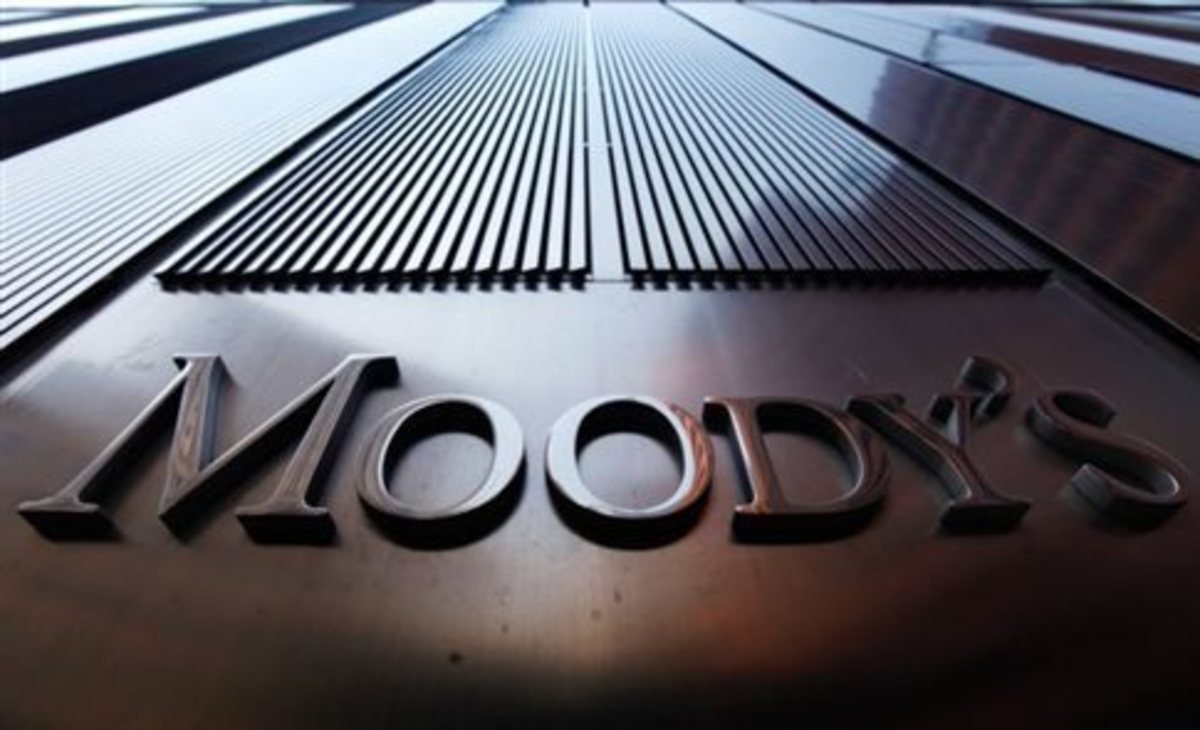 Πώς “βλέπουν” τη συμφωνία του Eurogroup οι οίκοι Moody’s και Fitch