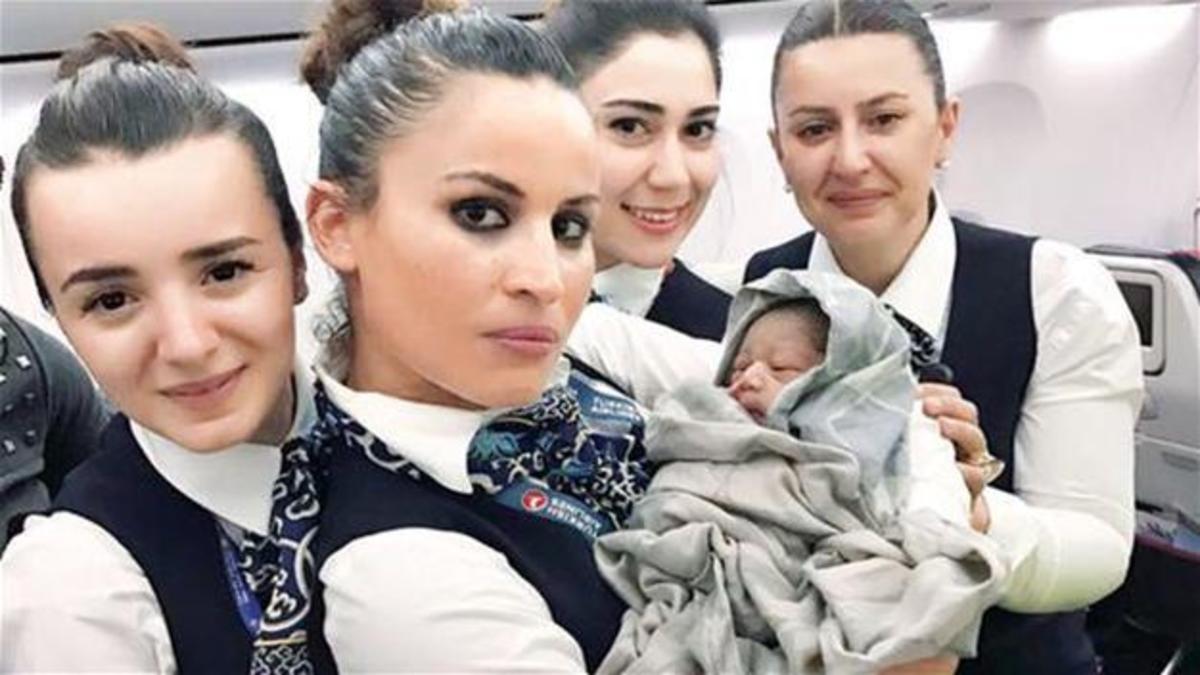Τεράστιο δώρο της Turkish Airlines στο μωρό που γεννήθηκε εν πτήσει!