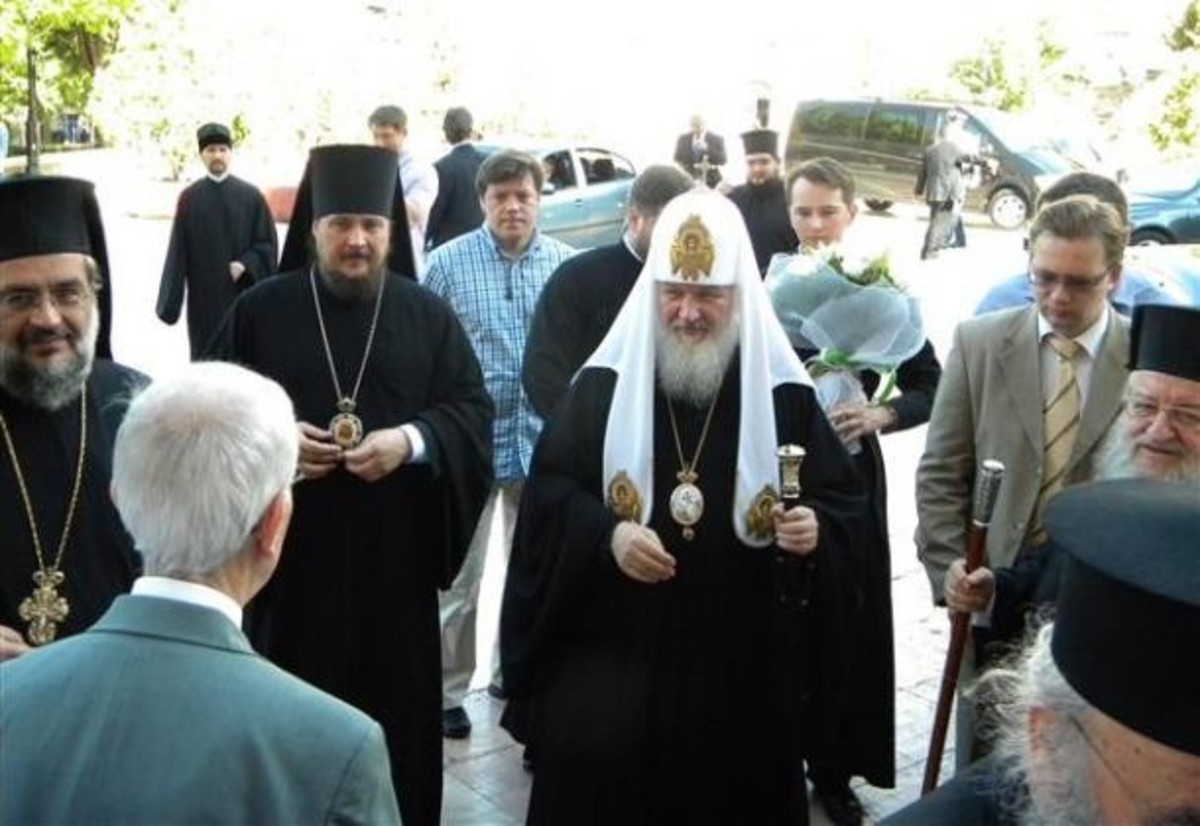 Εντυπωσιασμένος από τη βασιλική του Αγίου Δημητρίου ο κ. Κύριλλος – ΦΩΤΟ