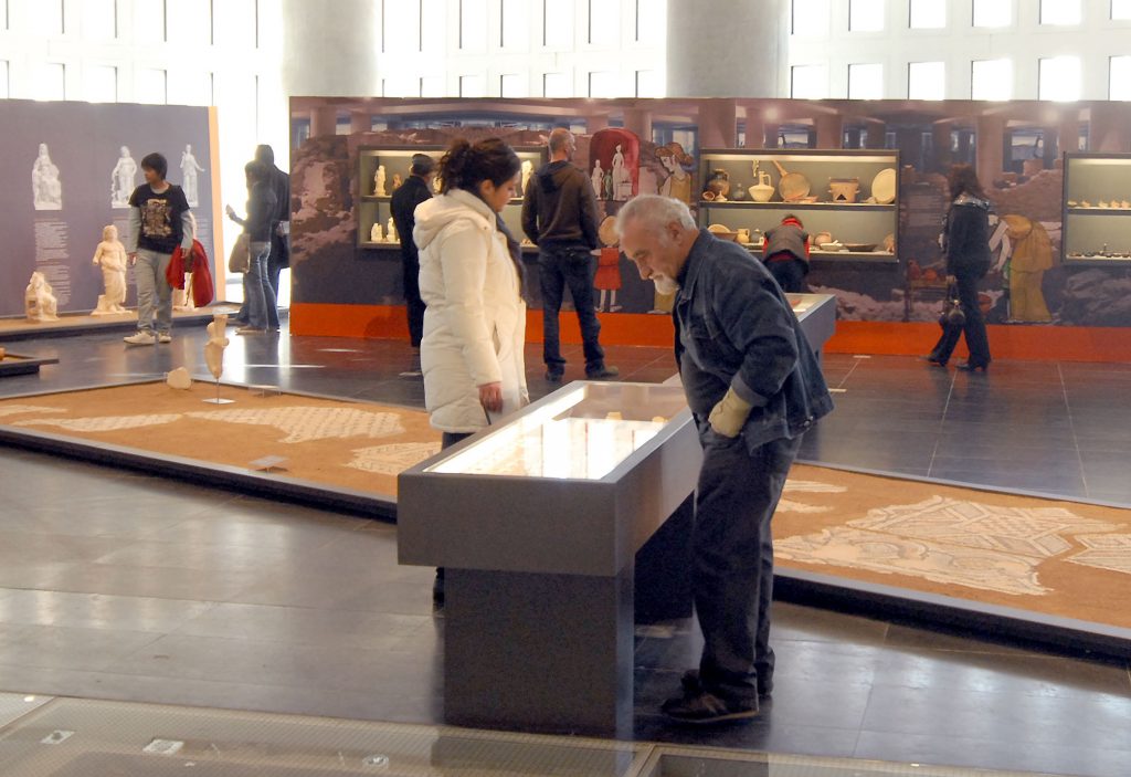 Νέα μείωση των επισκεπτών στα μουσεία