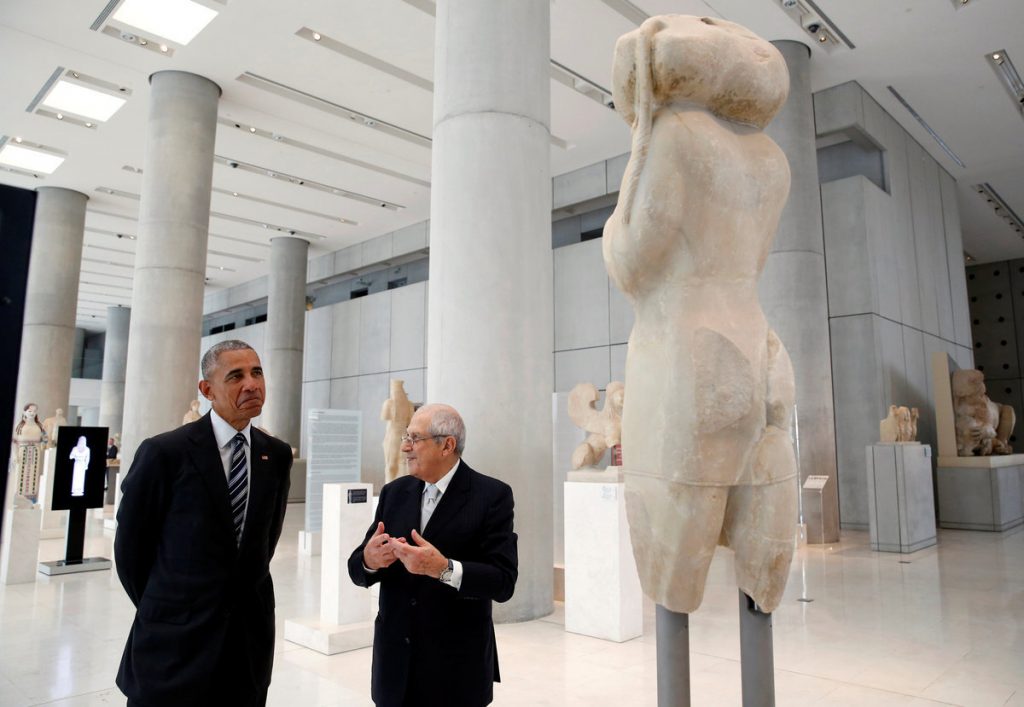 Τα δύο δώρα στον Ομπάμα στο Μουσείο της Ακρόπολης – Τι τον εντυπωσίασε