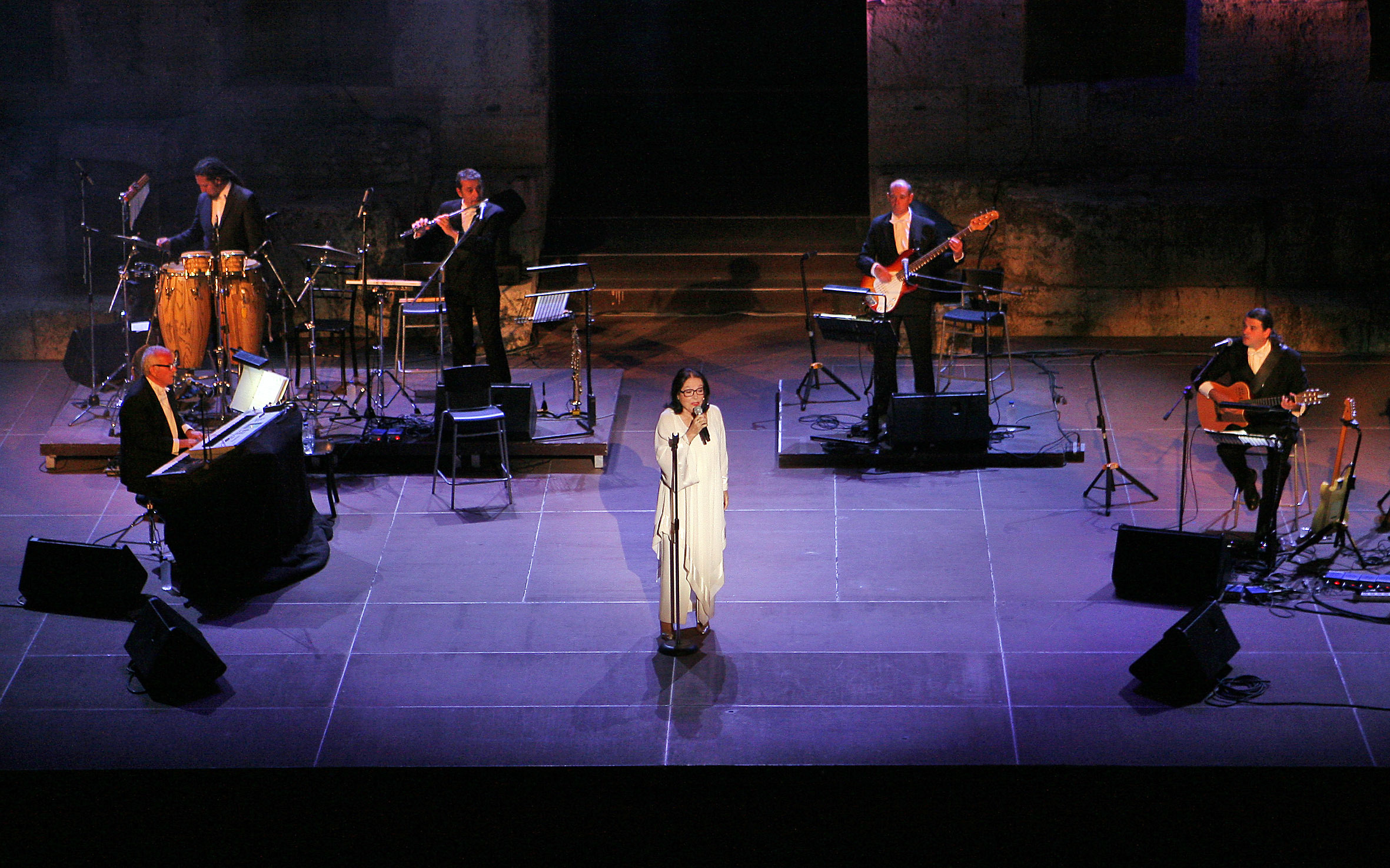 Ο γερμανικός τύπος για την περιοδεία της Νανάς Μούσχουρη