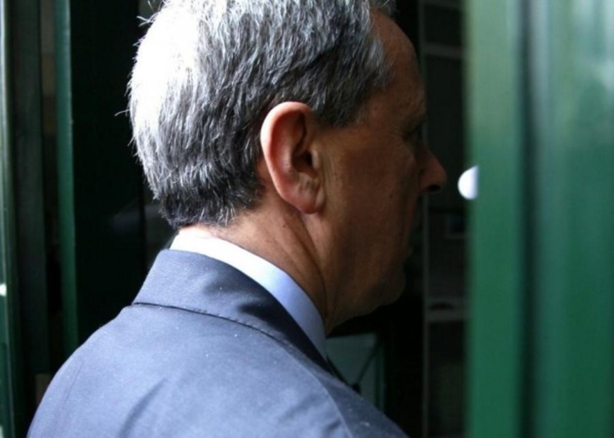 Η αποχώρηση Μπαλτάκου κλείνει την “ατζέντα σιδηράς πυγμής στις Ένοπλες Δυνάμεις”;