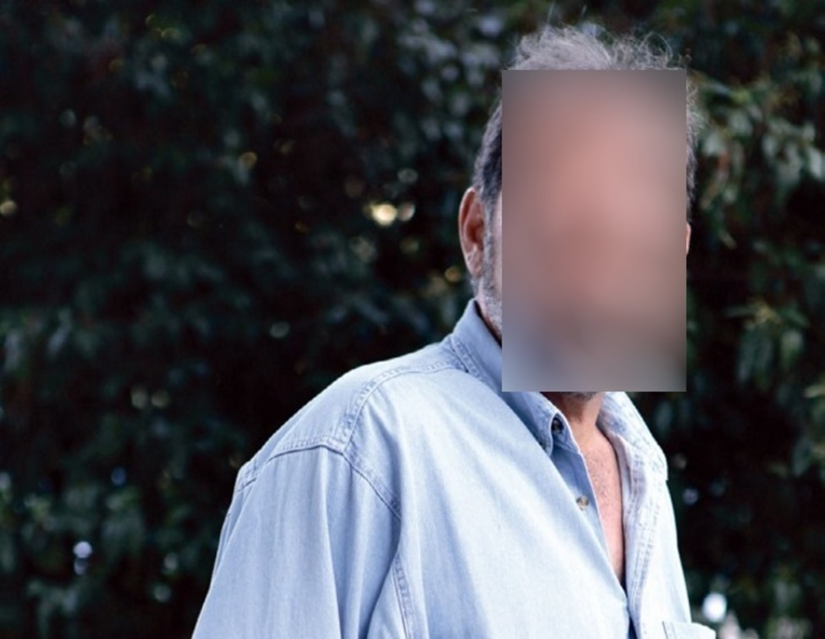 Ποιος Έλληνας ηθοποιός εργάζεται στο αστυνομικό τμήμα Κηφισιάς;