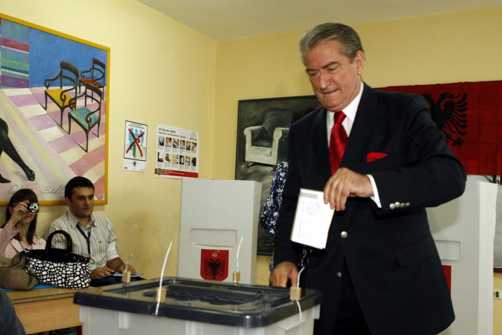 Εκλογές στην Αλβανία το καλοκαίρι