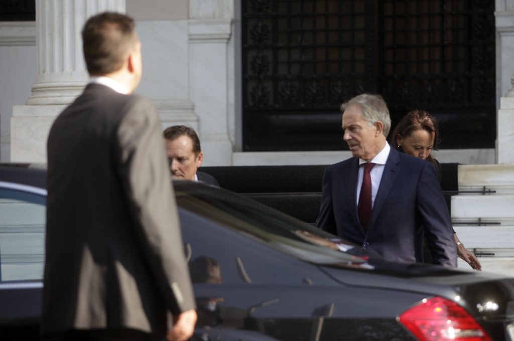 Πρώην πρωθυπουργίος προειδοποεί με χάος εάν εκλεγεί ο Ντόναλντ Τραμπ