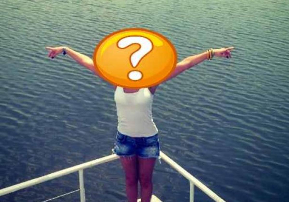 Ελληνίδα παρουσιάστρια περιμένει τον Leonardo Di Caprio στην πλώρη του Τιτανικού!