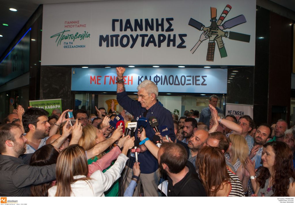 Ο Guardian αποθεώνει Μπουτάρη: Ο δήμαρχος με τα τατουάζ είναι ελπίδα για την Ελλάδα