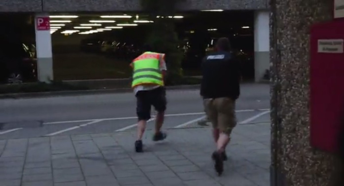 Επίθεση στο Μόναχο: Βίντεο – ντοκουμέντο από την εισβολή της αστυνομίας στο εμπορικό κέντρο που ο 18χρονος σκόρπισε το θάνατο
