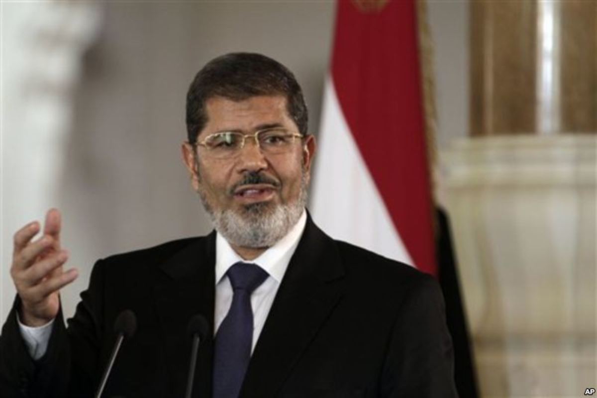 Αίγυπτος: Ο Μόρσι θα ζητήσει βοήθεια από τη Γερμανία για την ανασυγκρότηση της οικονομίας