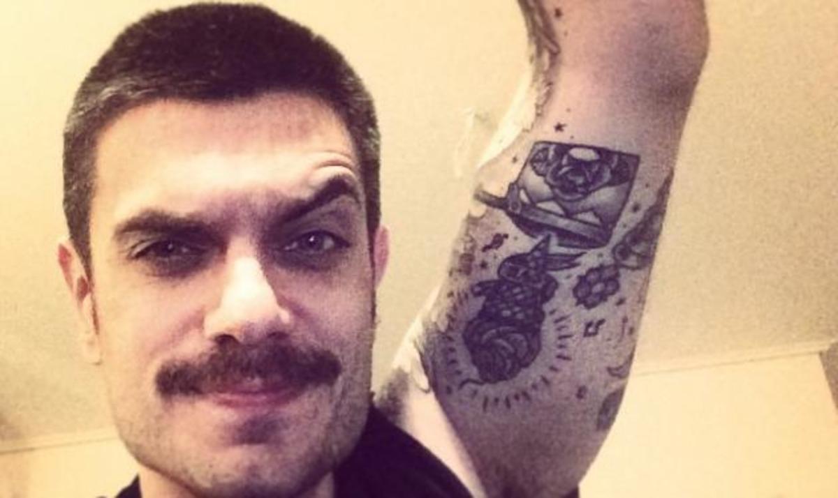 Μύρωνας Στρατής: Οι κολλητοί του τού έκαναν έκπληξη για τα γενέθλια του!