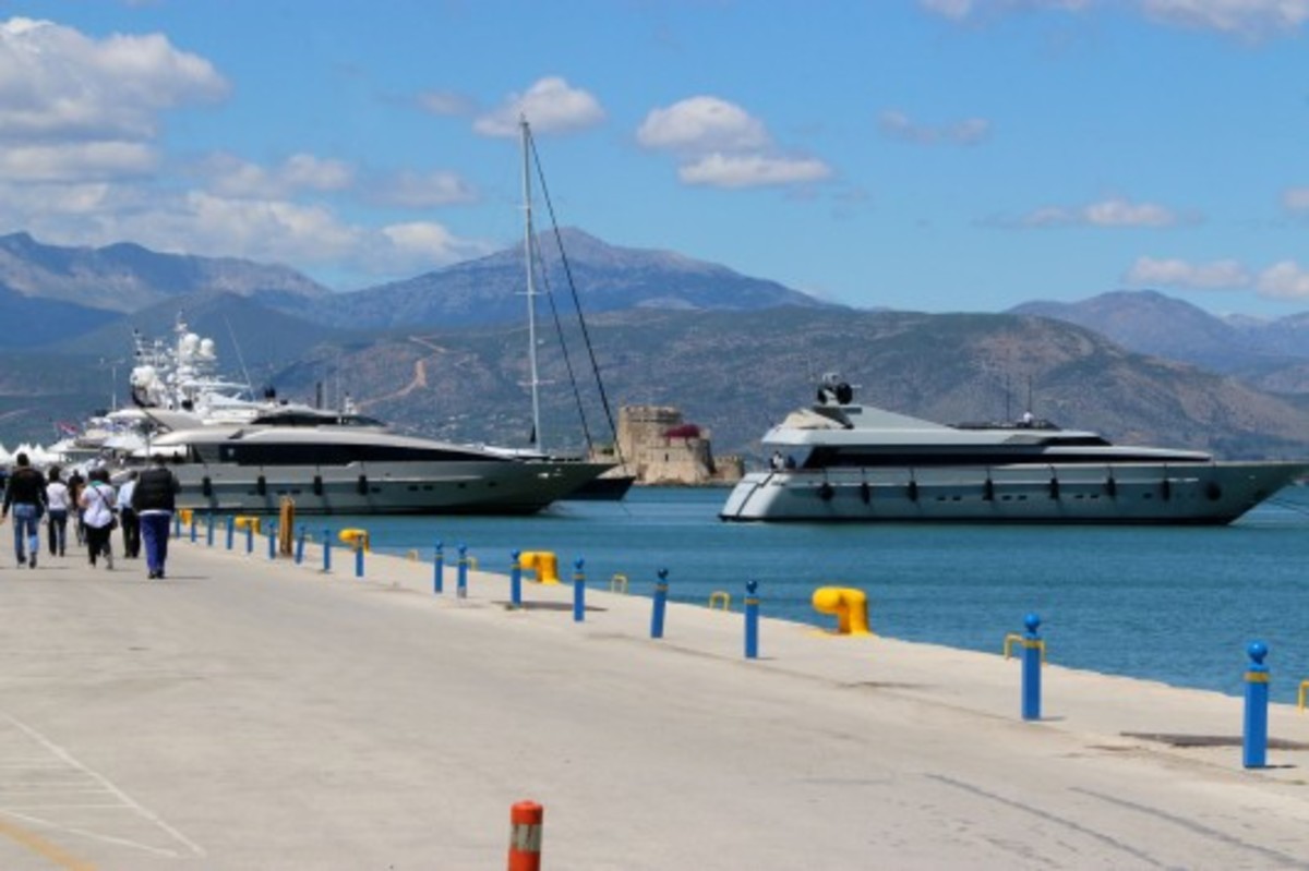 Το λιμάνι του Ναυπλίου αποκτάει μαρίνα!