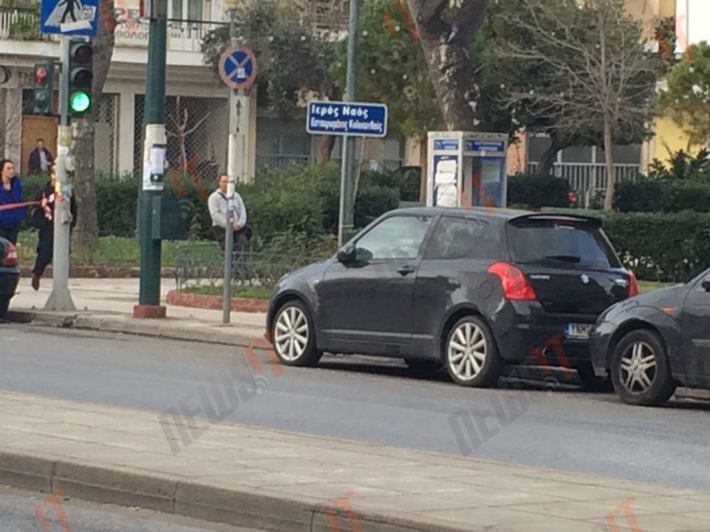Προκήρυξη έξω από τα γραφεία της Ναυτεμπορικής – Επί τόπου η Αντιτρομοκρατική