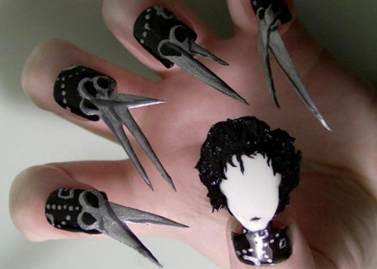 OMG! Το μανικιούρ του ψαλιδοχέρη!