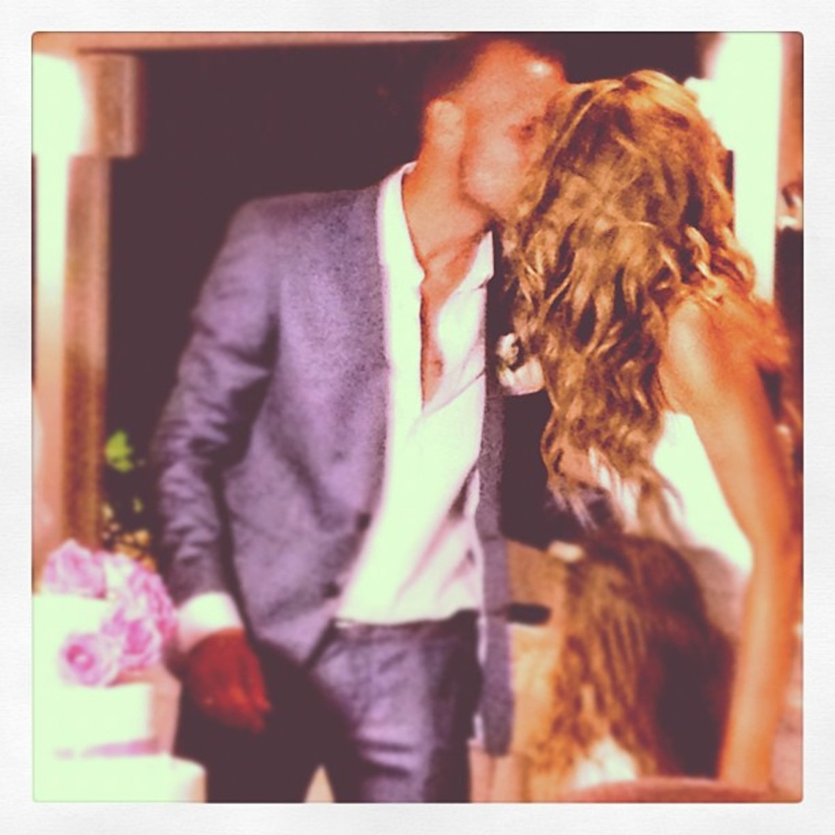 Παντρέψαμε τη Νανά μας!