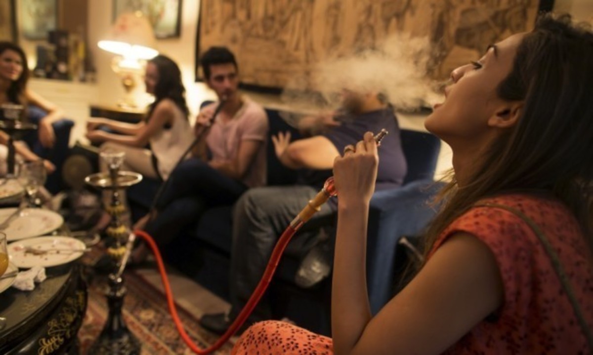 Ο ναργιλές περνάει 25 φορές περισσότερη πίσσα από το τσιγάρο!