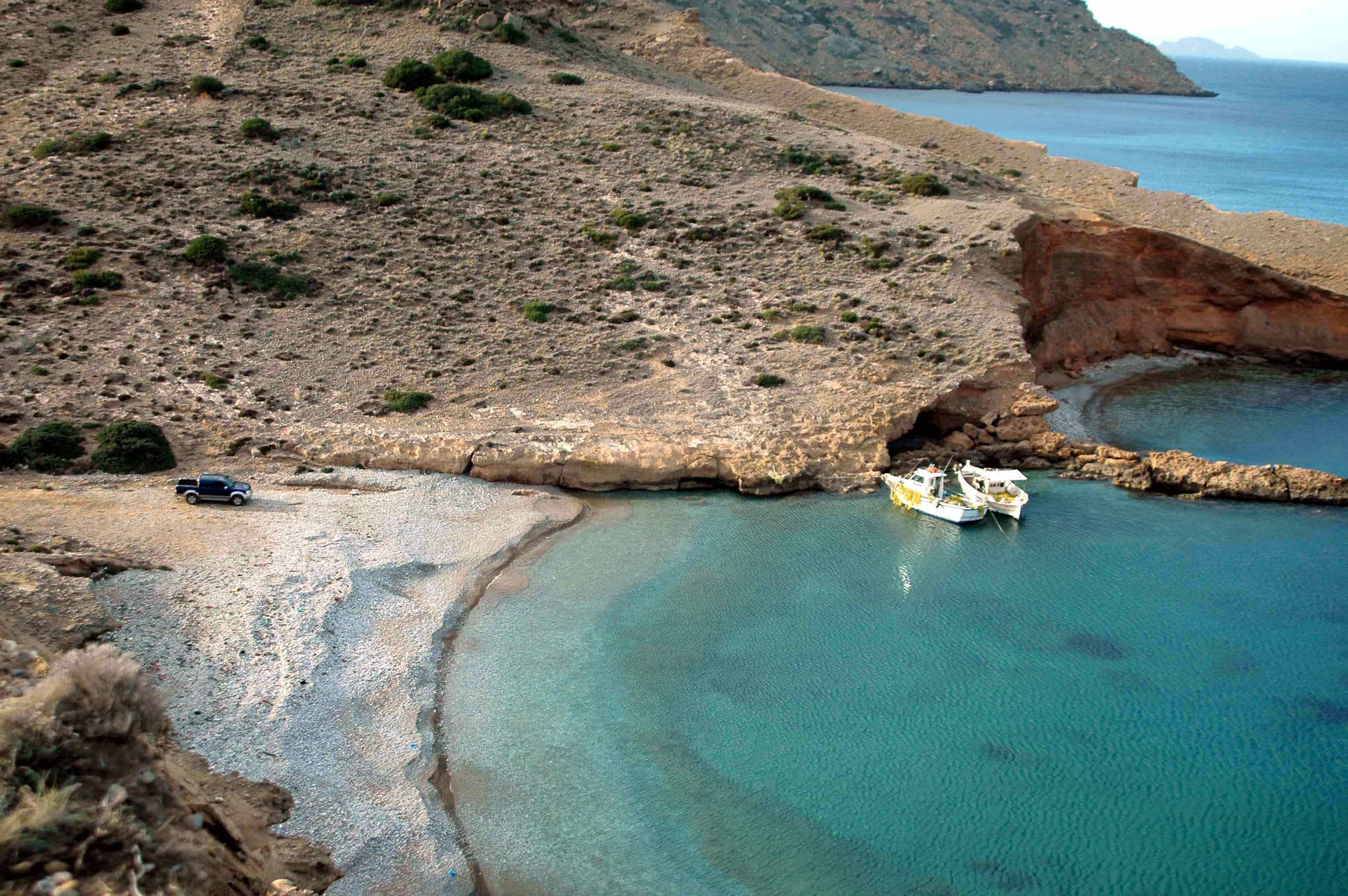 Ρέθυμνο: Βρέθηκε μεταλλικό αντικείμενο που μοιάζει με νάρκη στην παραλία